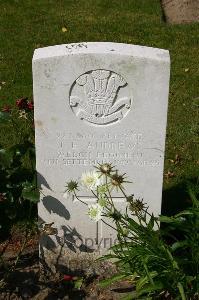 Dozinghem Military Cemetery - Andrews, John Edward